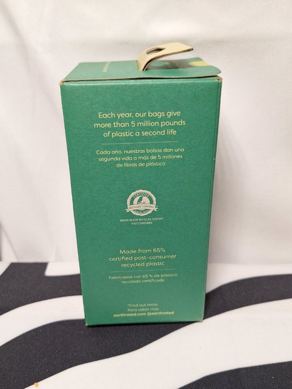 NWT Earth Rated Poop Bags and Poop Bag Dispenser - Picture 6 of 10